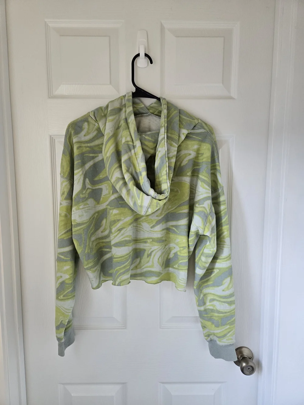 wild fable Green Tie-Dye Cropped Hoodie XL Raw Hem Cozy Athleisure - Picture 6 of 10